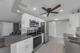 Picture of 2550 NW 2 Drive, Pompano Beach, FL 33064