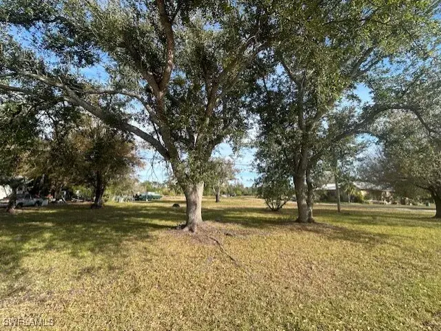 Picture of 18300/310 Lynn Rd 310, North Fort Myers, FL 33917
