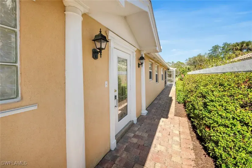 Picture of 7593 Rozzini Ln, Naples FL 34114