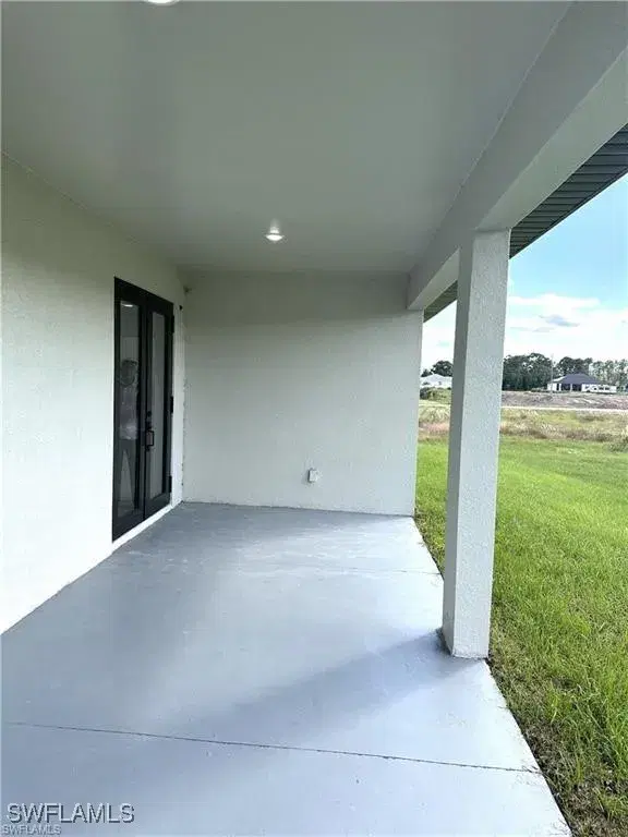 Picture of 545 Trinity St E, Lehigh Acres FL 33974