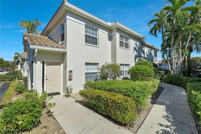 Picture of 6812 Satinleaf Rd S 204, Naples FL 34109