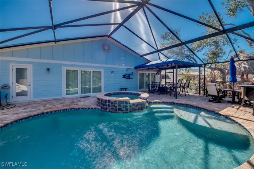 Picture of 365 Donora Blvd, Fort Myers Beach FL 33931