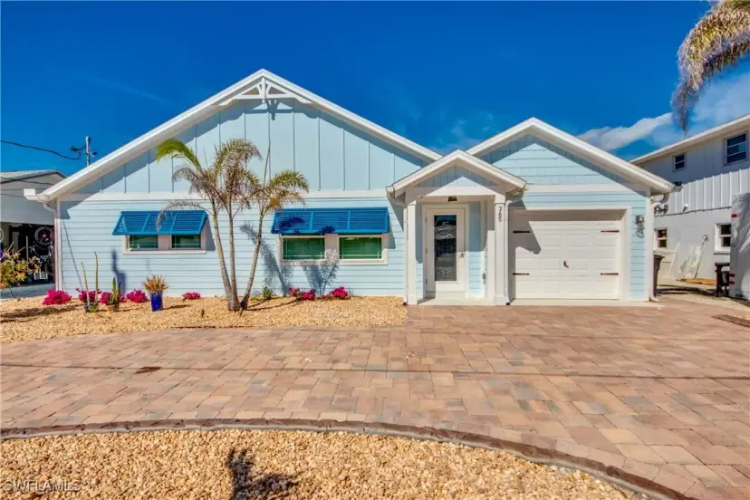 Picture of 365 Donora Blvd, Fort Myers Beach FL 33931
