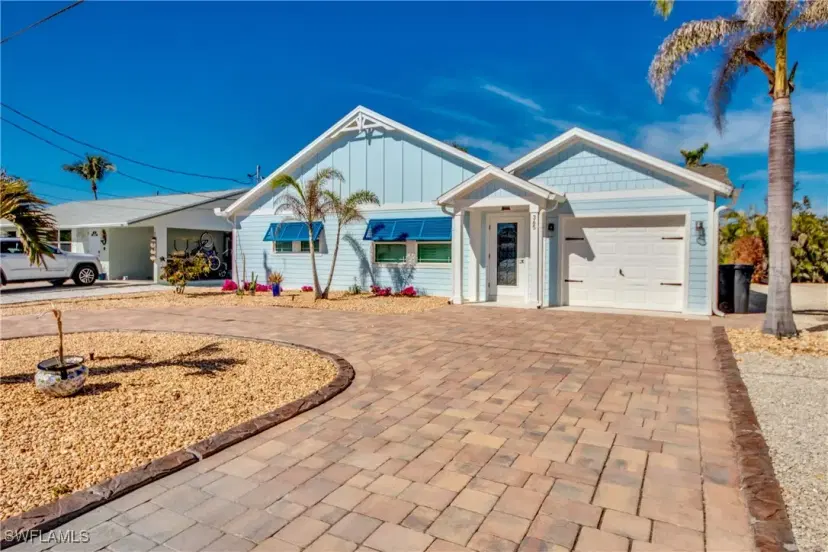 Picture of 365 Donora Blvd, Fort Myers Beach FL 33931