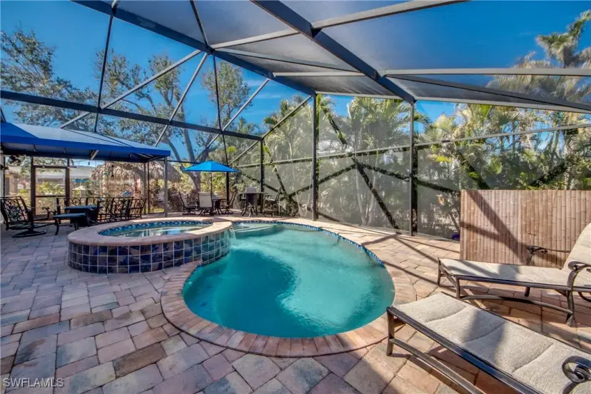 Picture of 365 Donora Blvd, Fort Myers Beach FL 33931