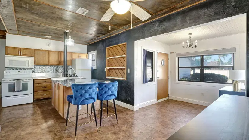 Picture of 940 SW 2Nd Avenue, Dania Beach FL 33004