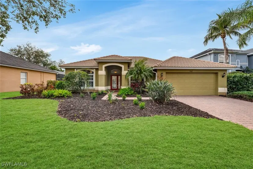 Picture of 9921 Rookery Cir, Estero FL 33928