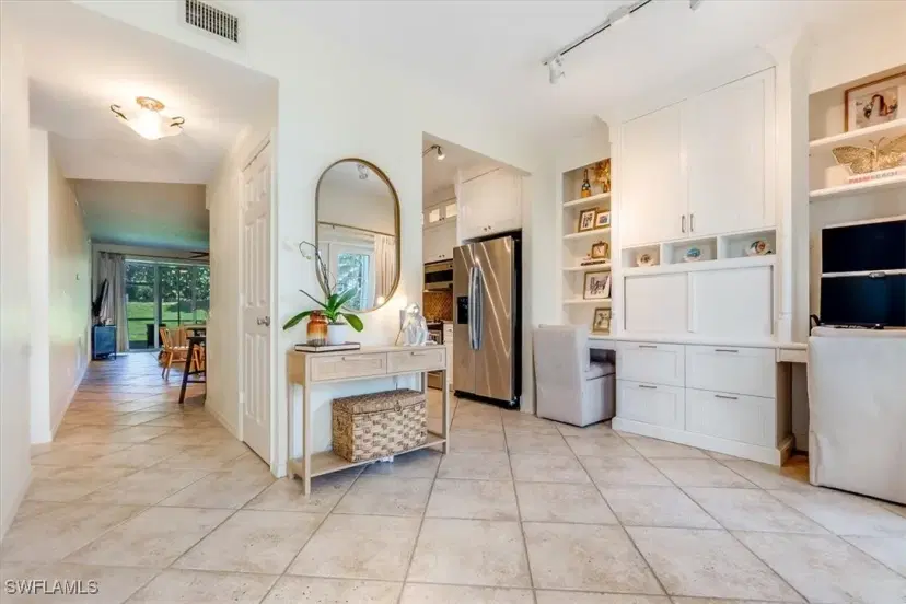 Picture of 871 Tanbark Dr 102, Naples FL 34108