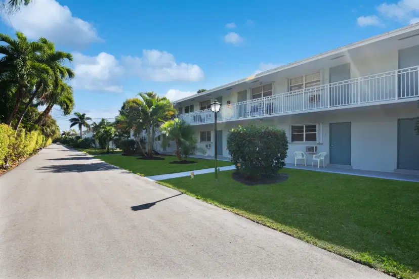 Picture of 2420 S Federal Highway 5, Boynton Beach FL 33435