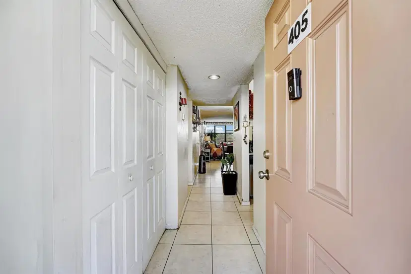 Picture of 2766 Carambola Circle S 405, Coconut Creek FL 33066