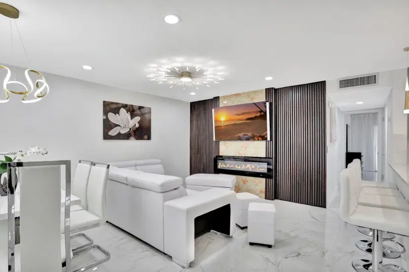 Picture of 450 Normandy J J, Delray Beach FL 33484