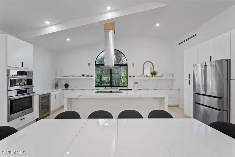 Picture of 1641 Northgate Dr, Naples FL 34105