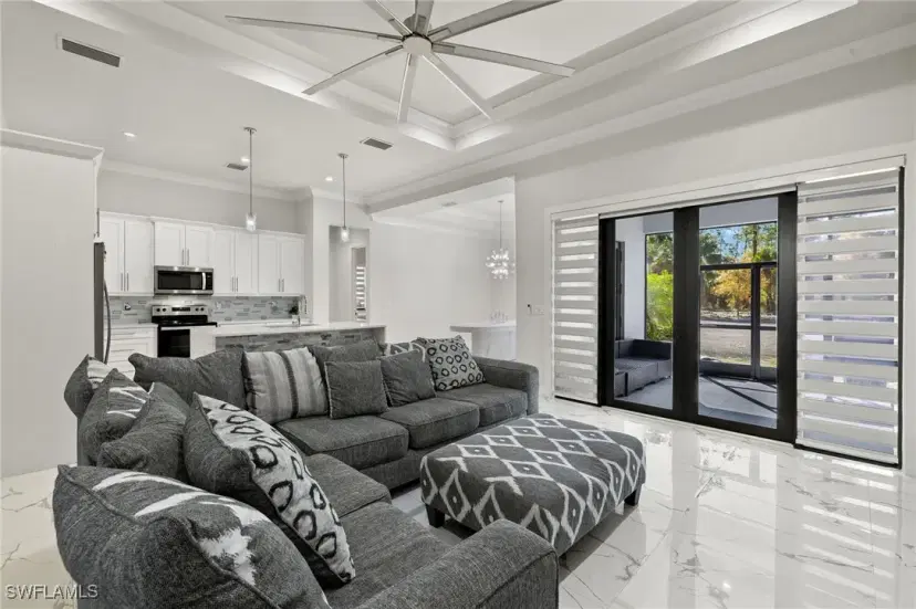 Picture of 922 14Th Ave Ne, Naples FL 34120