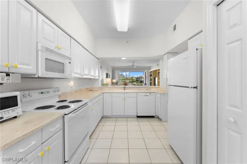 Picture of 2265 Harmony Ln 102, Naples FL 34109