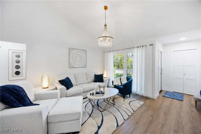 Picture of 4732 West Blvd E5, Naples FL 34103