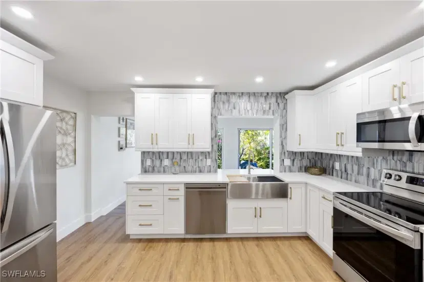 Picture of 4732 West Blvd E5, Naples FL 34103