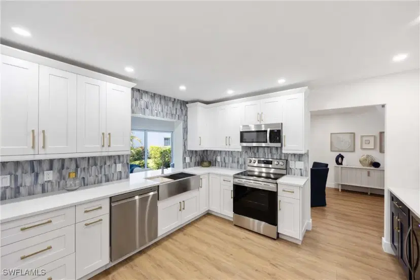Picture of 4732 West Blvd E5, Naples FL 34103