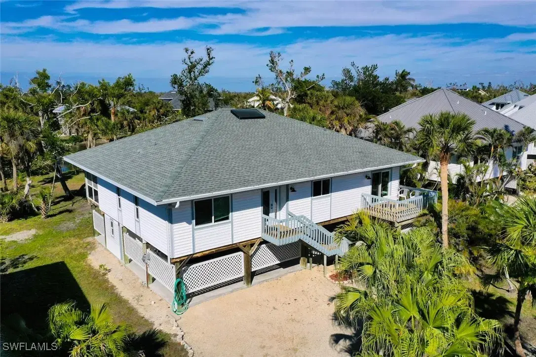 Picture of 2126 Egret Cir, Sanibel, FL 33957