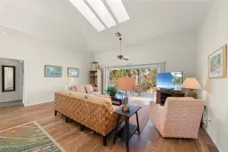 Picture of 2126 Egret Cir, Sanibel, FL 33957