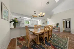 Picture of 2126 Egret Cir, Sanibel, FL 33957