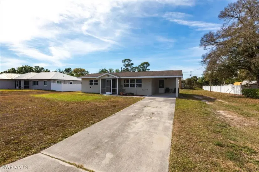 Picture of 311 Greenwood Ave, Lehigh Acres FL 33936