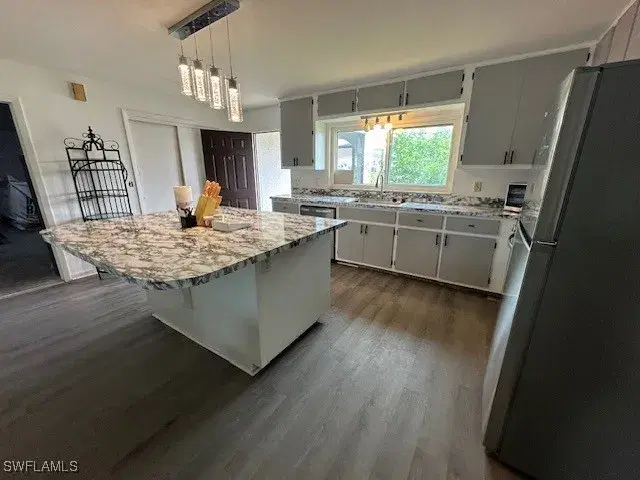 Picture of 310 SW 31St St, Cape Coral FL 33914