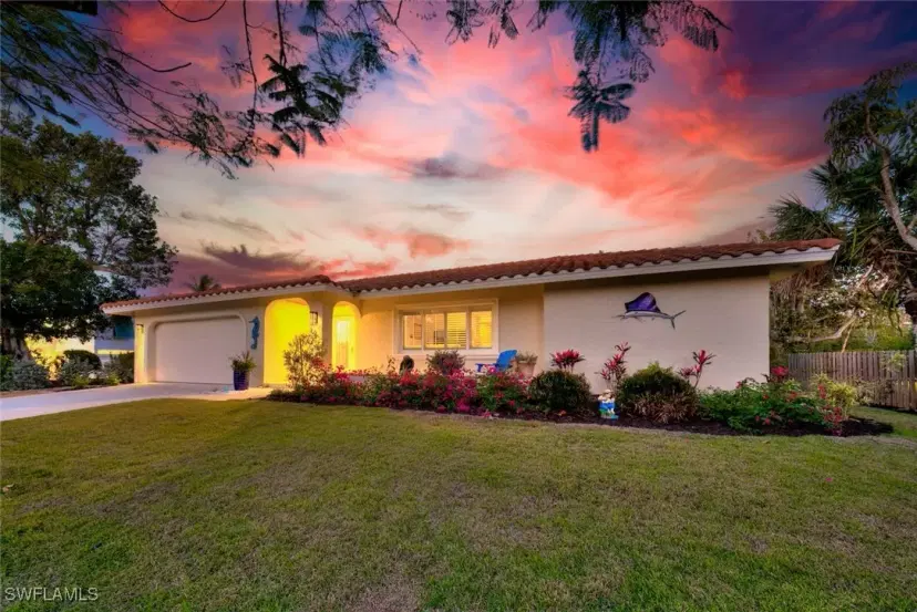 Picture of 1056 S Yachtsman Dr, Sanibel FL 33957