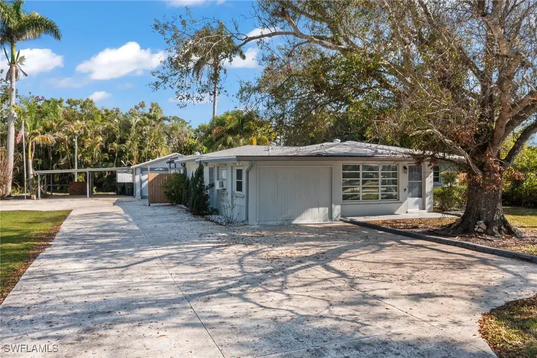 Picture of 10501 Mcgregor Blvd 503, Fort Myers, FL 33919