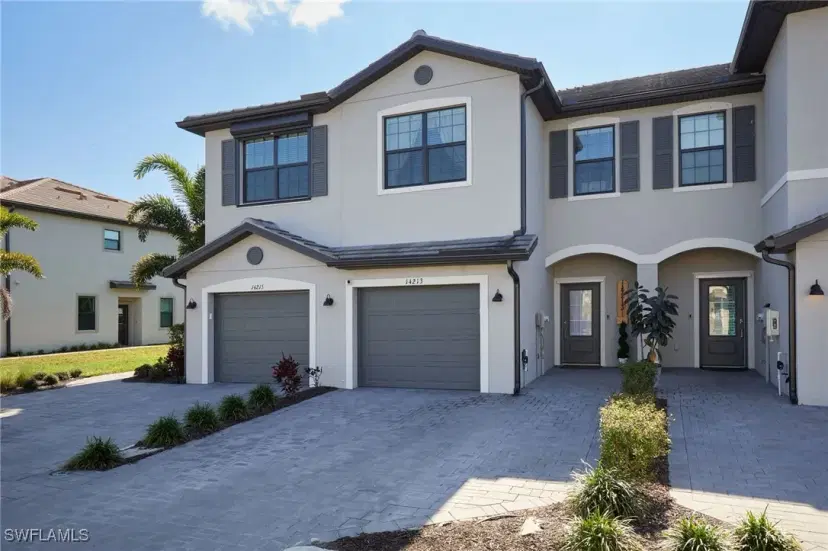 Picture of 14213 Pine Lodge Ln, Fort Myers FL 33913