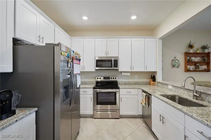 Picture of 14213 Pine Lodge Ln, Fort Myers FL 33913