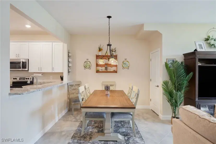 Picture of 14213 Pine Lodge Ln, Fort Myers FL 33913