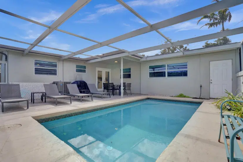 Picture of 161 NE 57Th Ct, Oakland Park FL 33334