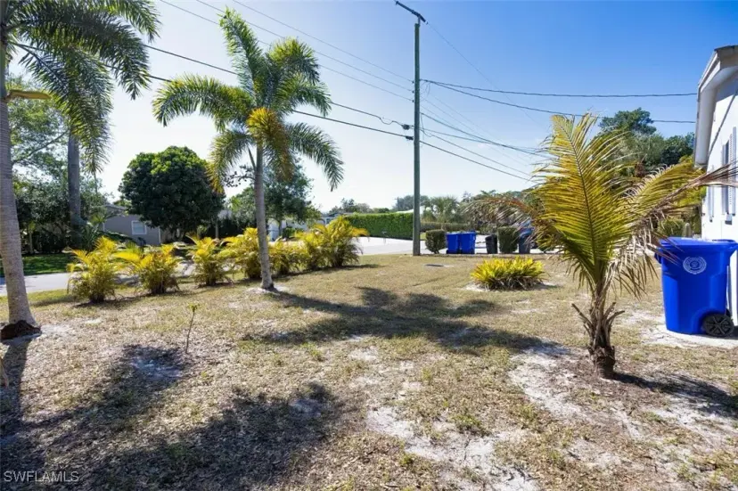 Picture of 1191 Rordon Ave, Naples FL 34103