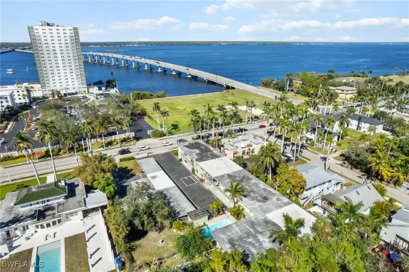 Picture of 2544 First St 104, Fort Myers FL 33901