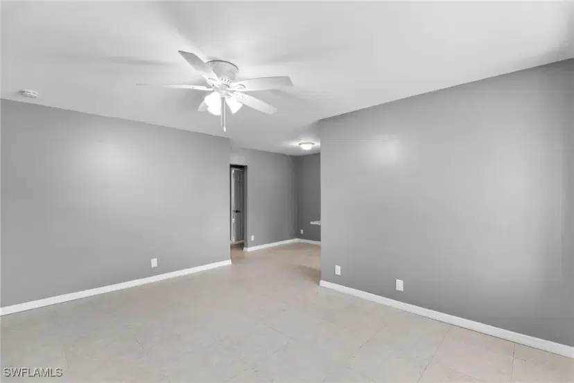Picture of 2544 First St 104, Fort Myers FL 33901