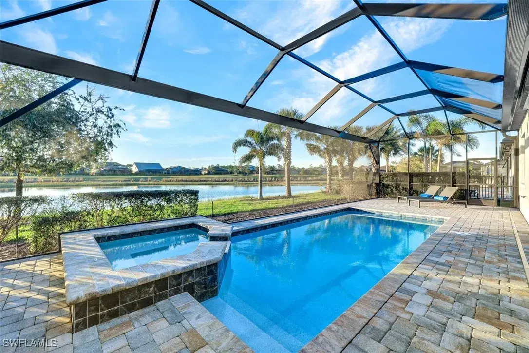 Picture of 9493 Night Heron Ln, Naples, FL 34120