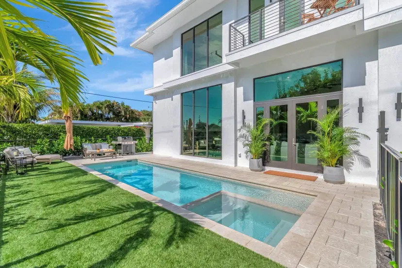 Picture of 311 SE 3Rd Street, Delray Beach FL 33483