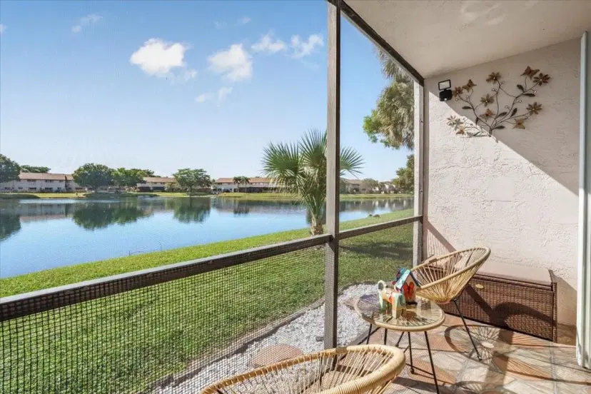 Picture of 9884 Nob Hill Ct 9884, Fort Lauderdale FL 33351