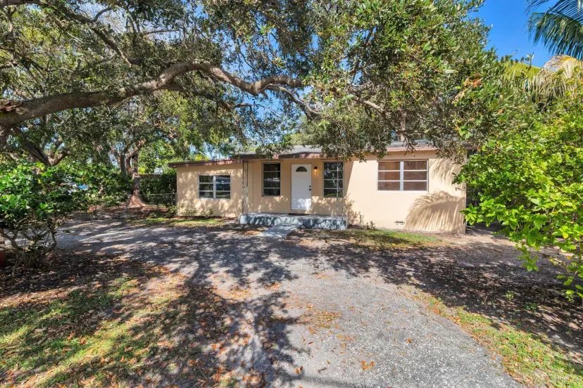 Picture of 2609 Richard Road, West Palm Beach FL 33403