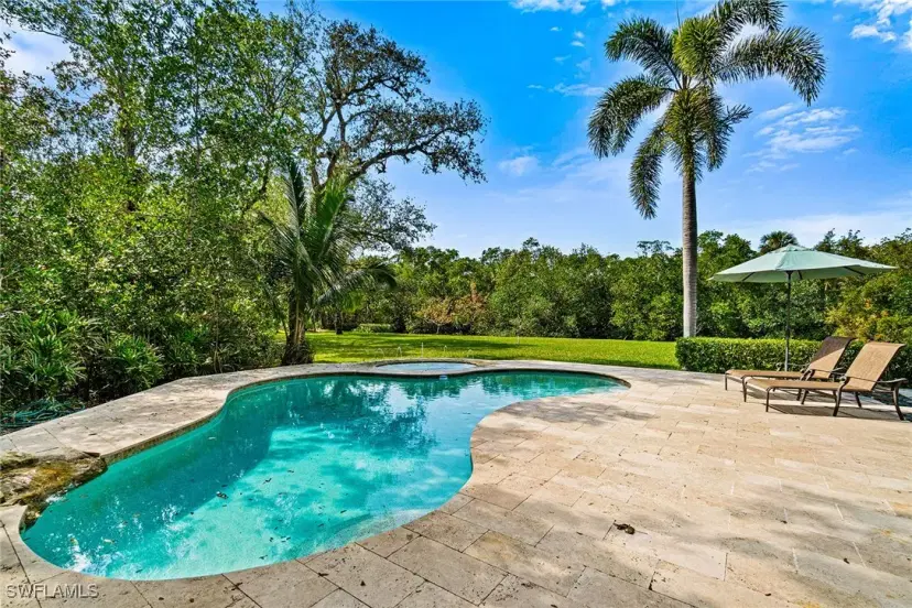 Picture of 216 Cocohatchee Blvd, Naples FL 34110