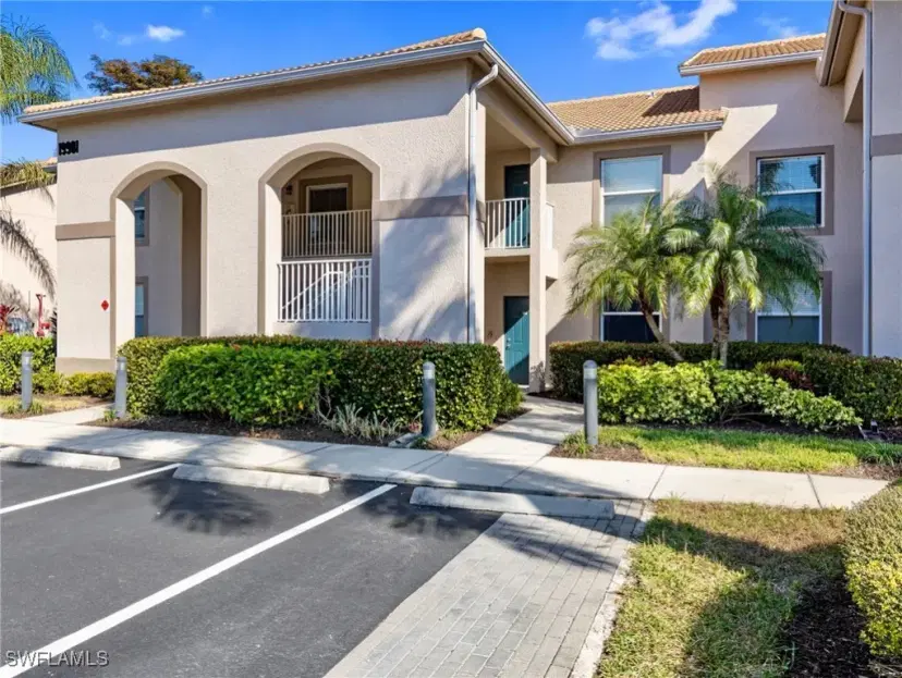 Picture of 19981 Barletta Ln 1812, Estero FL 33928