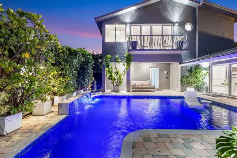 Picture of 2215 Manatee Dr, Fort Lauderdale FL 33316