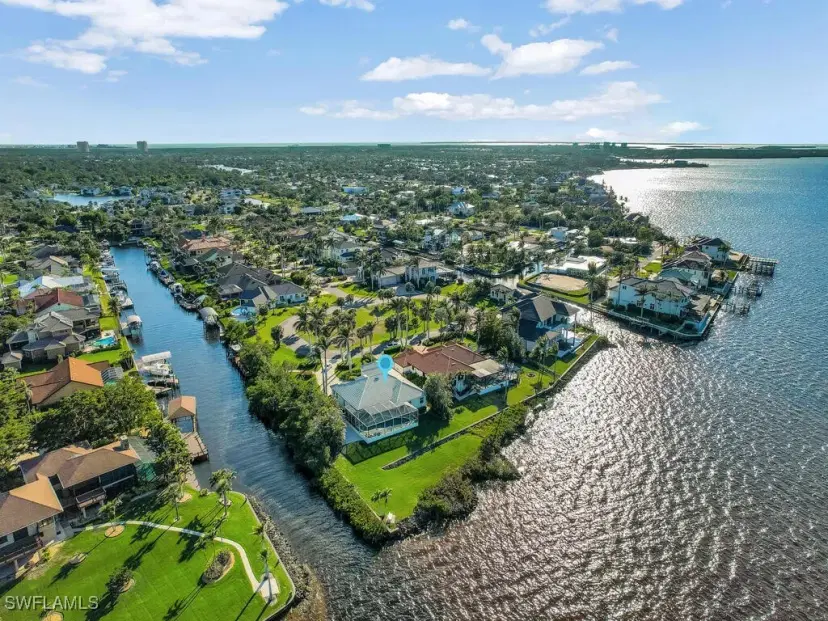 Picture of 15051 Intracoastal Ct, Fort Myers FL 33908