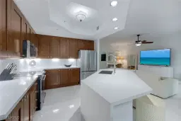 Picture of 1035 Sandpiper St F103, Naples, FL 34102