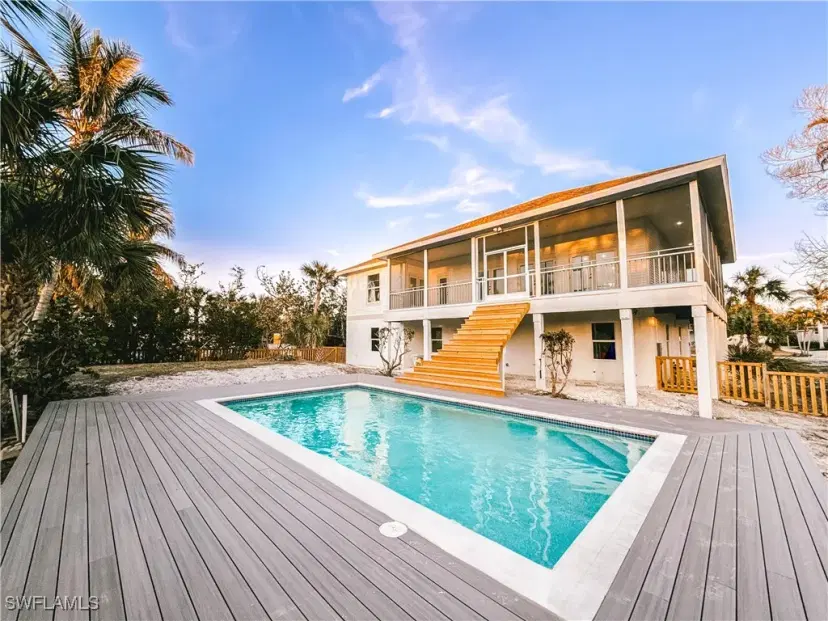 Picture of 1129 Seagrape Ln, Sanibel FL 33957