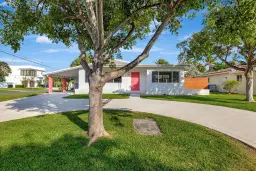 Picture of 712 NE 25 Av, Pompano Beach, FL 33062