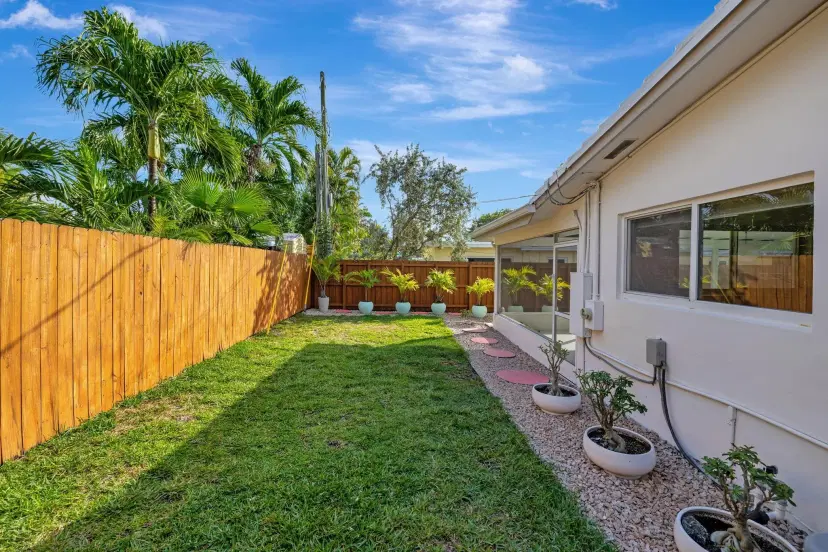 Picture of 712 NE 25 Av, Pompano Beach FL 33062