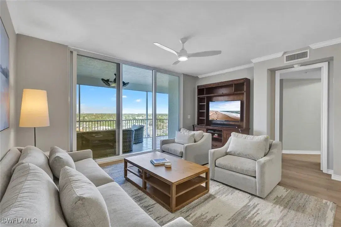 Picture of 410 Flagship Dr 1005, Naples, FL 34108
