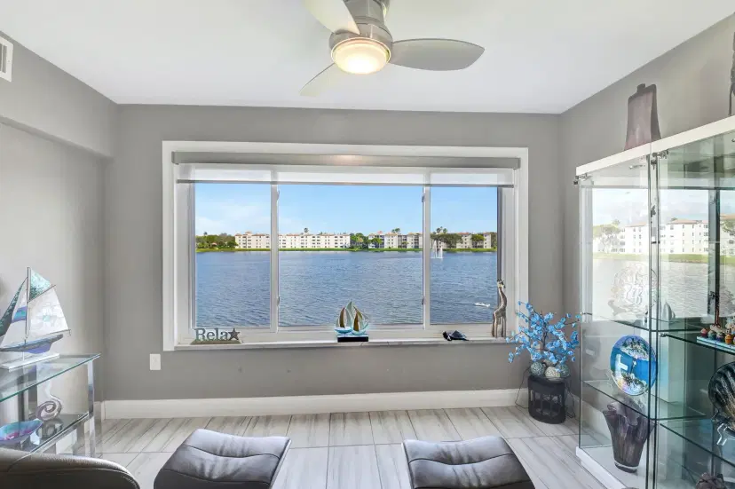 Picture of 14096 Huntington Pointe Drive 209, Delray Beach FL 33484