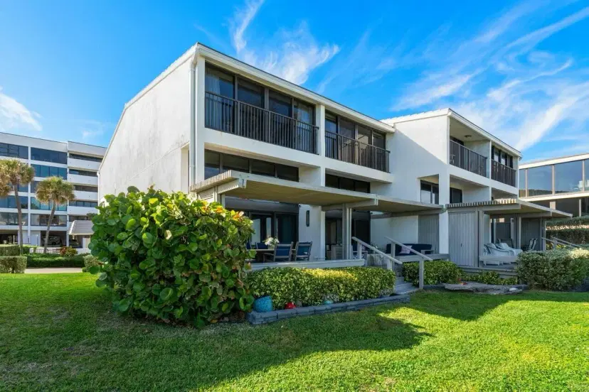Picture of 2175 S Ocean Boulevard Th-7, Delray Beach FL 33483